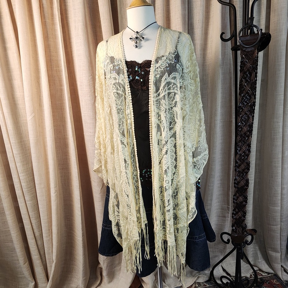 Torrid Kimono One Size Cream Ivory Floral Lace Fringe Trim Sheer Wrap Cardigan